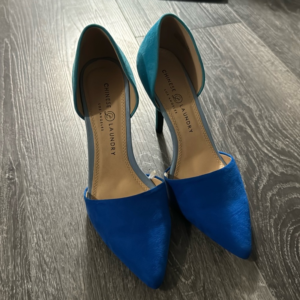Teal heels